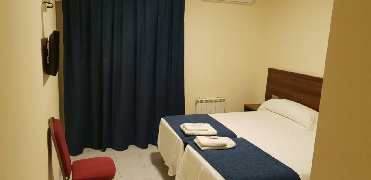 Hostal Restaurante El Cruce Padul Kültér fotó